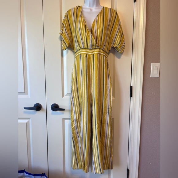 Lulus Yellow Jumpsuit size Small - Picture 2 of 9